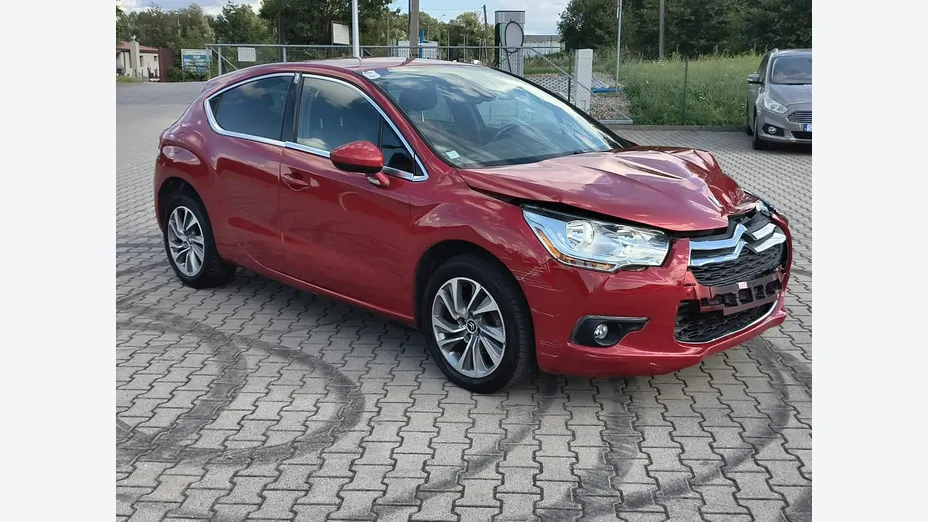 CITROEN DS4 -