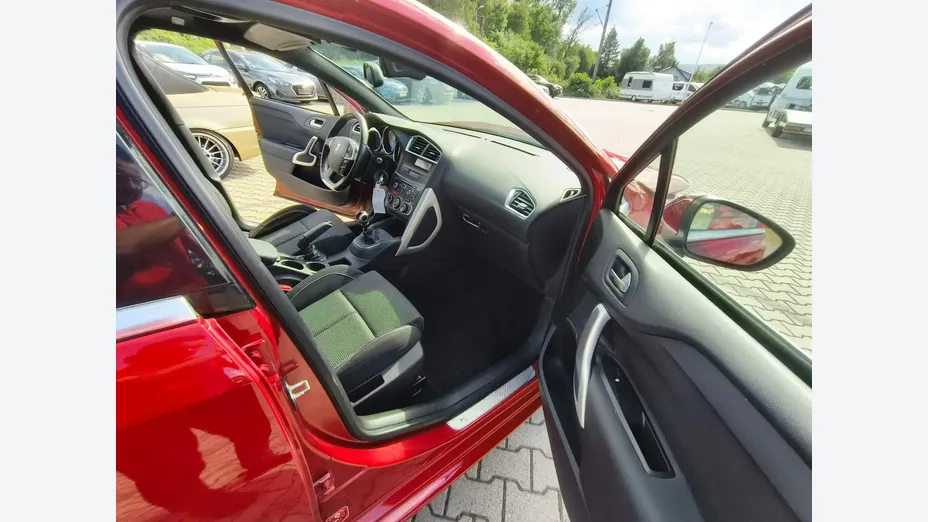 CITROEN DS4 -