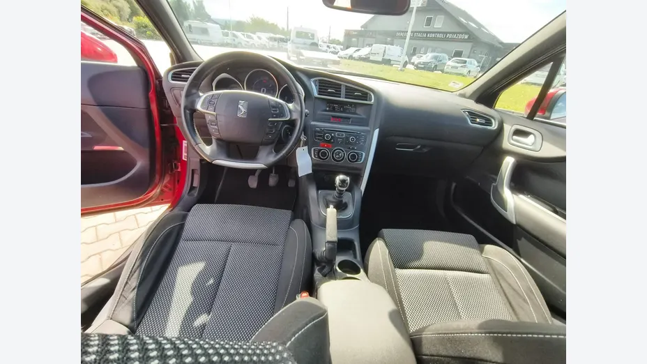 CITROEN DS4 -