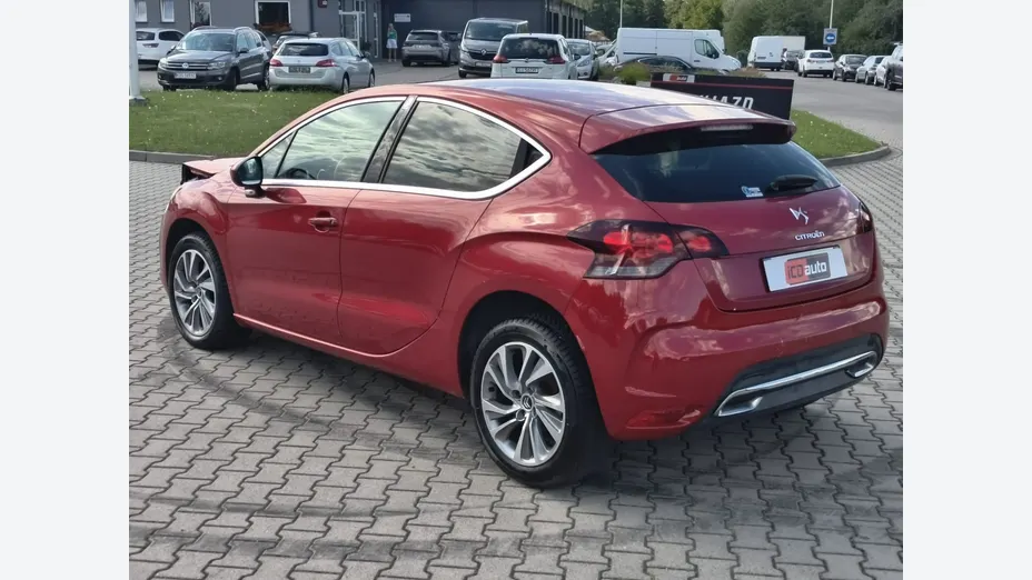 CITROEN DS4 -