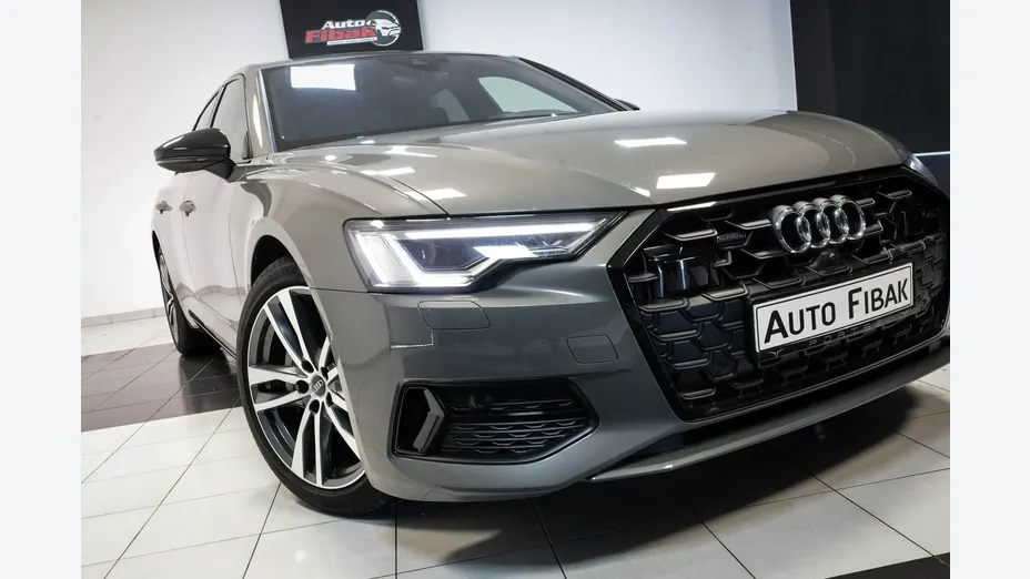 AUDI A6 -