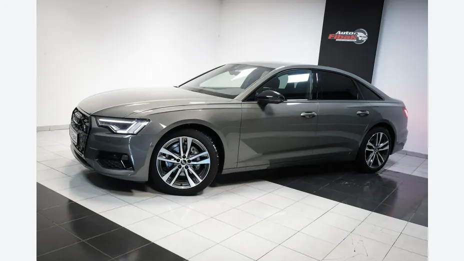 AUDI A6 -