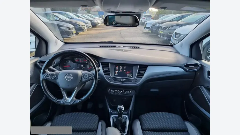 OPEL Crossland X -