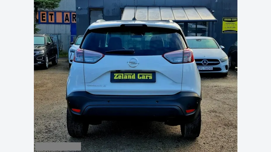 OPEL Crossland X -