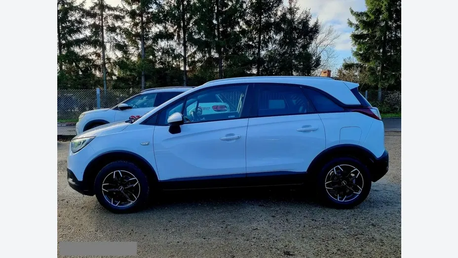 OPEL Crossland X -