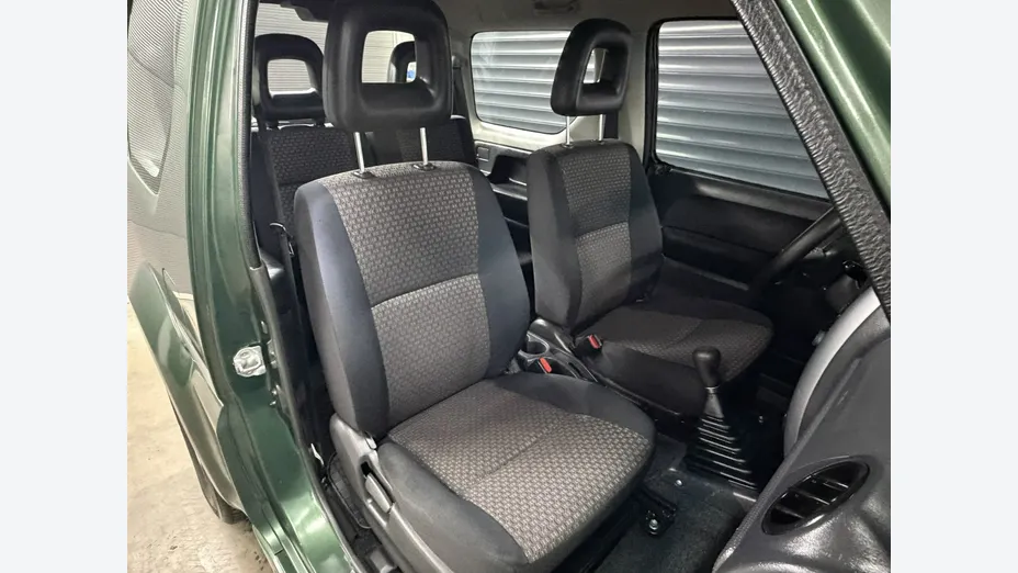 SUZUKI Jimny -