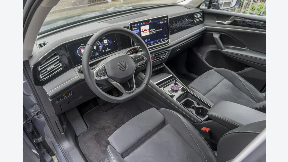 VOLKSWAGEN Tiguan -