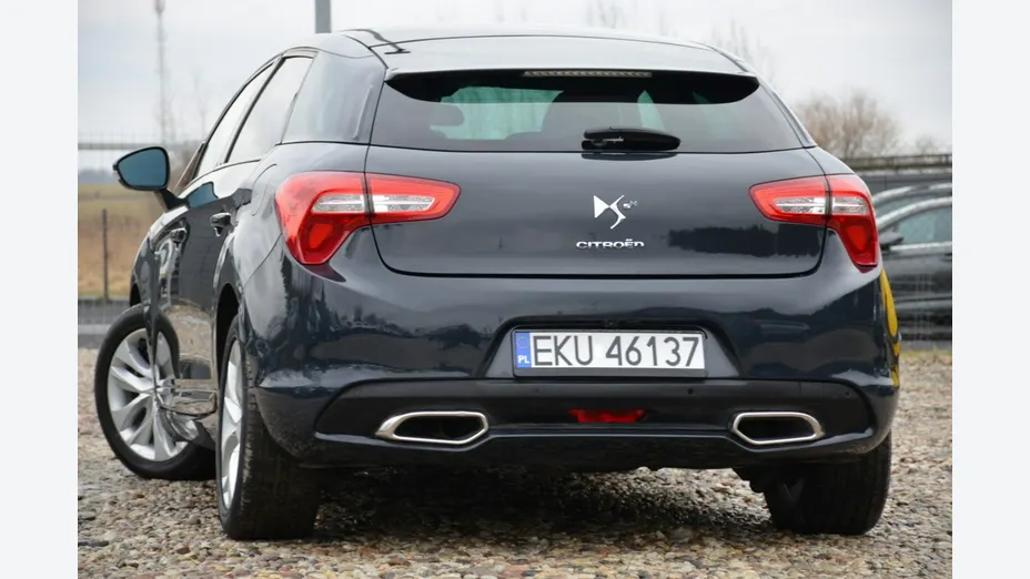 CITROEN DS5 -