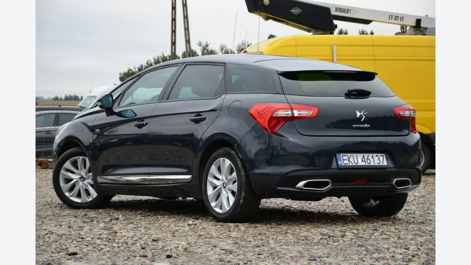 CITROEN DS5 -