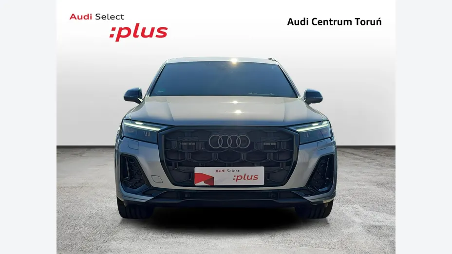 AUDI Q7 -