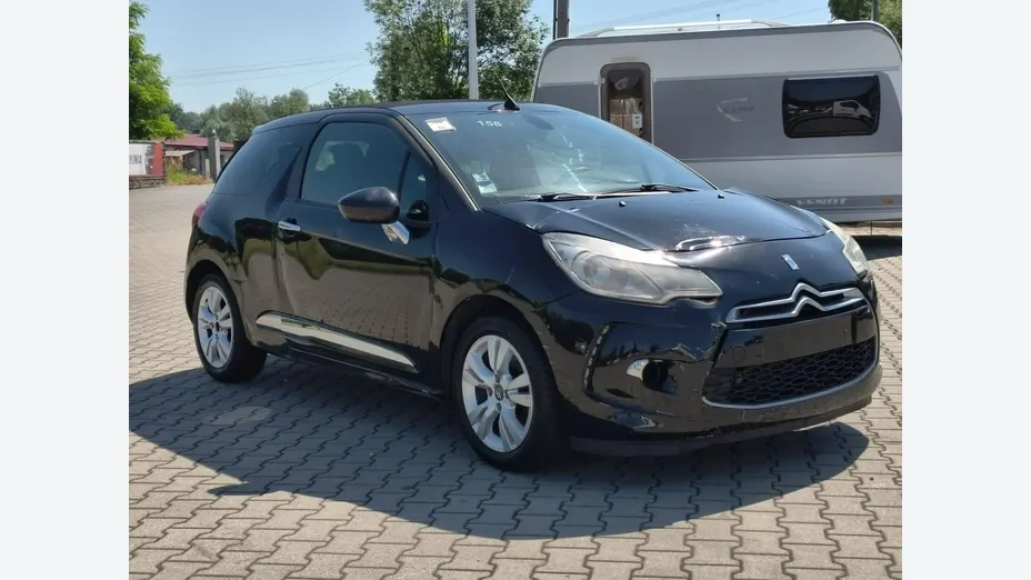 CITROEN DS3 -