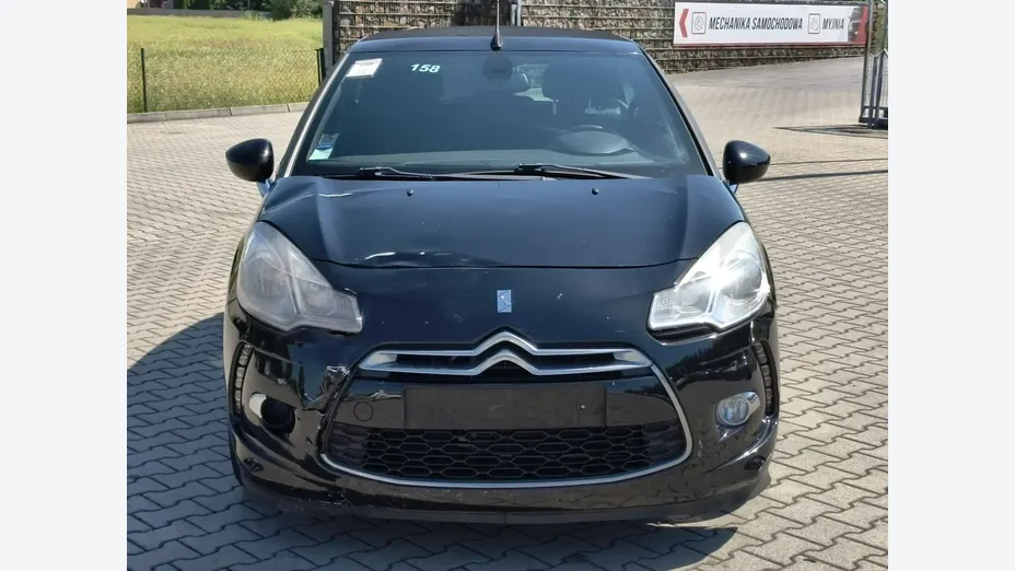 CITROEN DS3 -