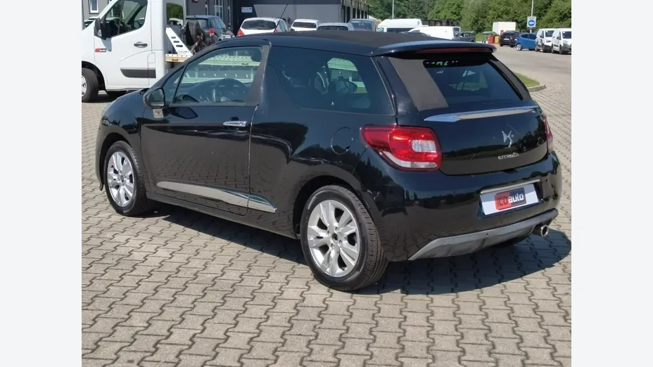 CITROEN DS3 -