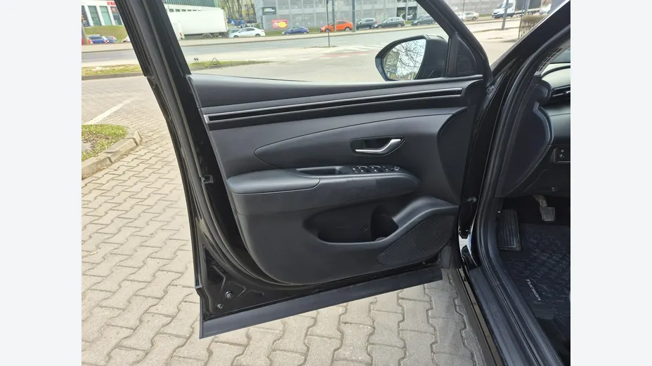 HYUNDAI Tucson -