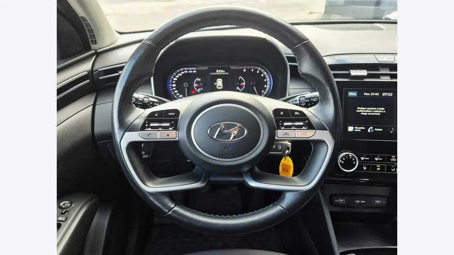 HYUNDAI Tucson -