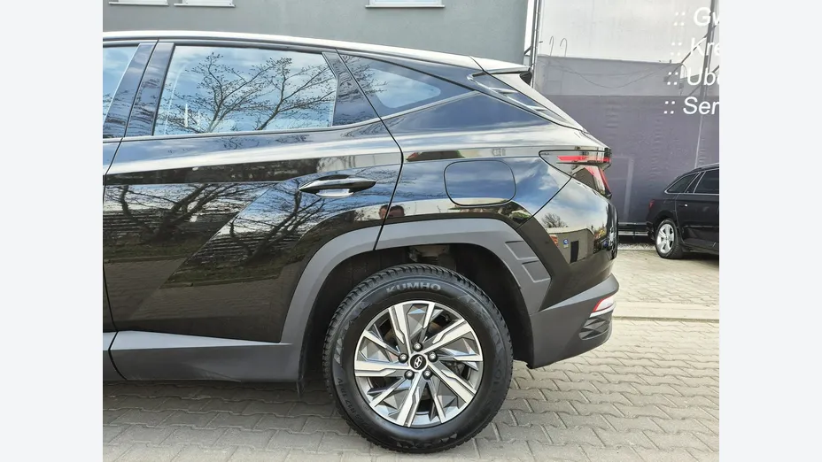 HYUNDAI Tucson -