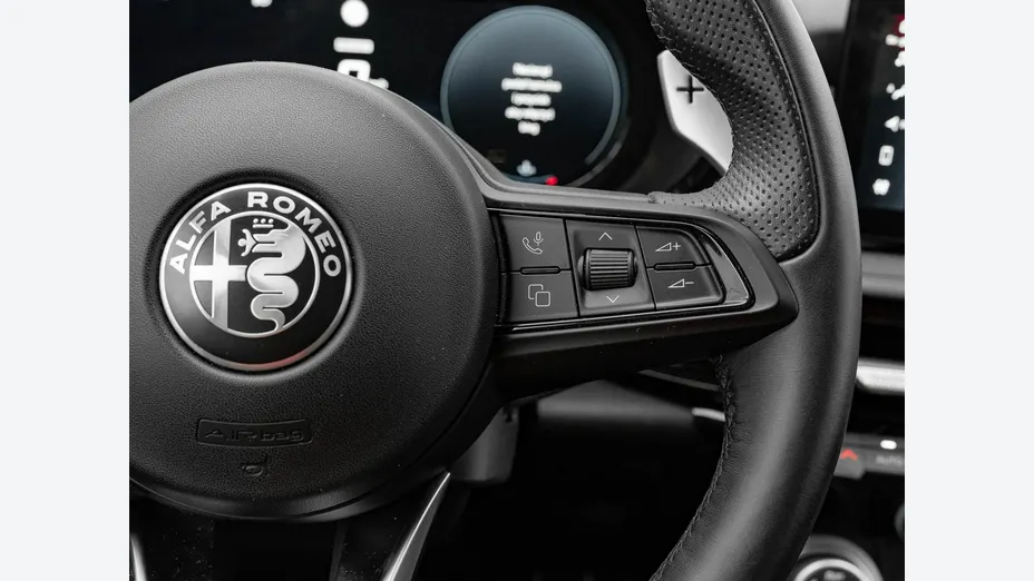 ALFA ROMEO Tonale -