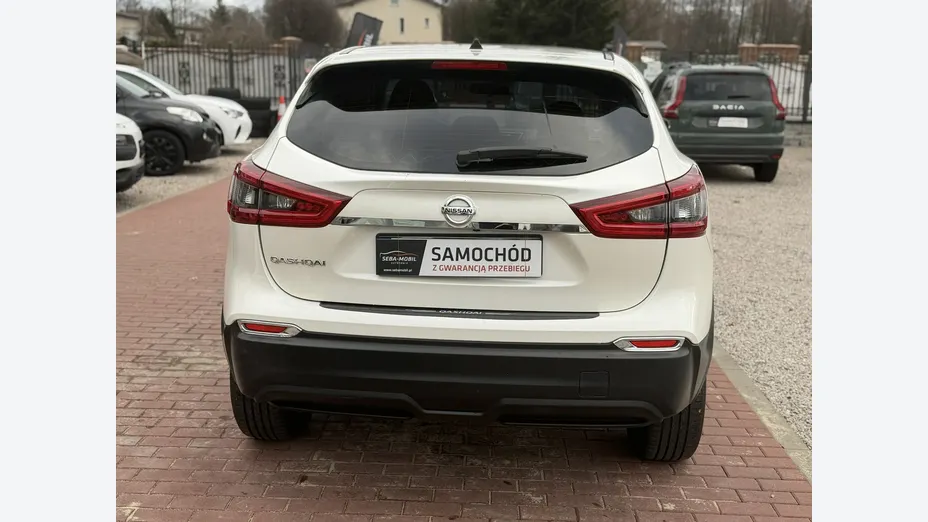 NISSAN Qashqai -