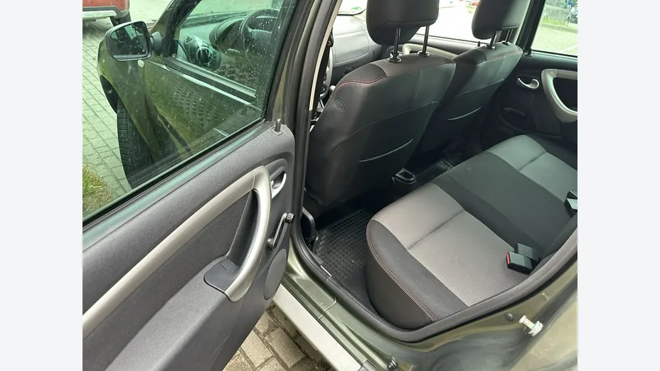 DACIA Duster -