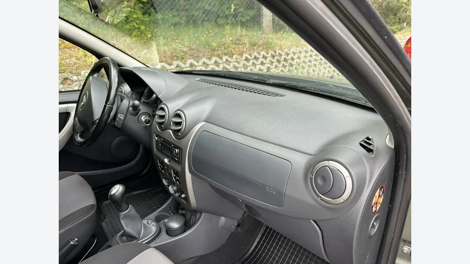 DACIA Duster -