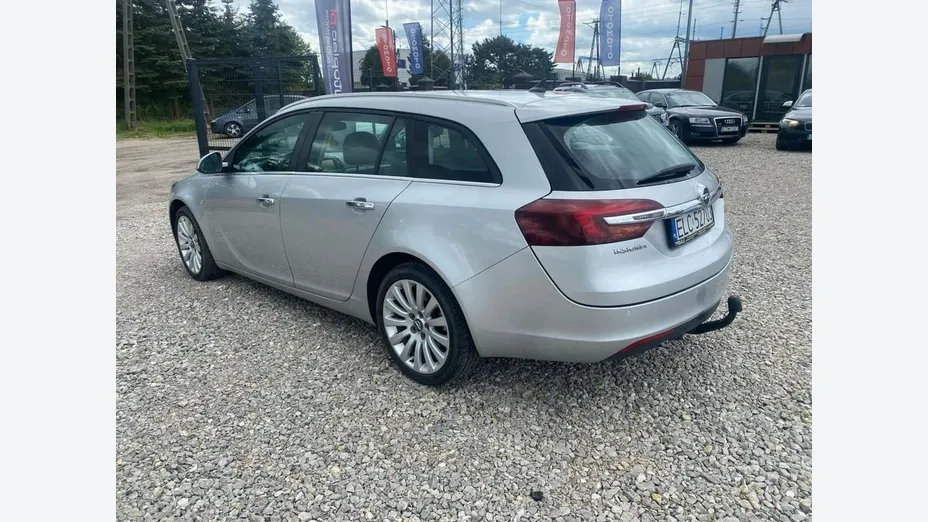 OPEL Insignia -
