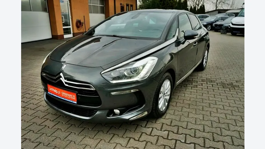 CITROEN DS5 -