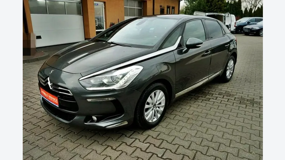 CITROEN DS5 -