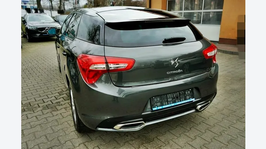 CITROEN DS5 -