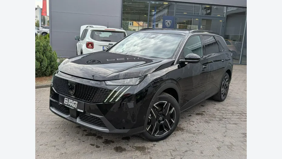 PEUGEOT 5008 -