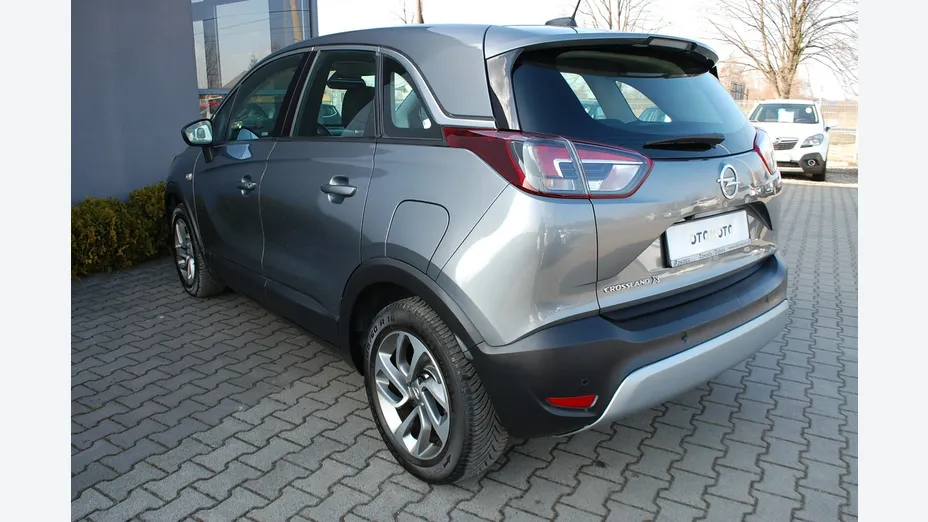 OPEL Crossland X -