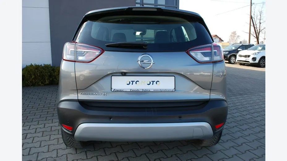OPEL Crossland X -
