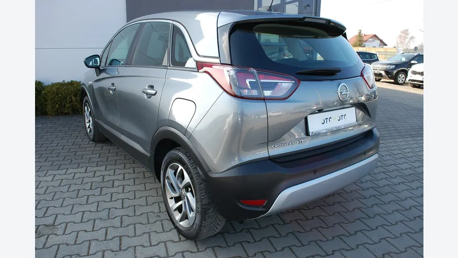 OPEL Crossland X -