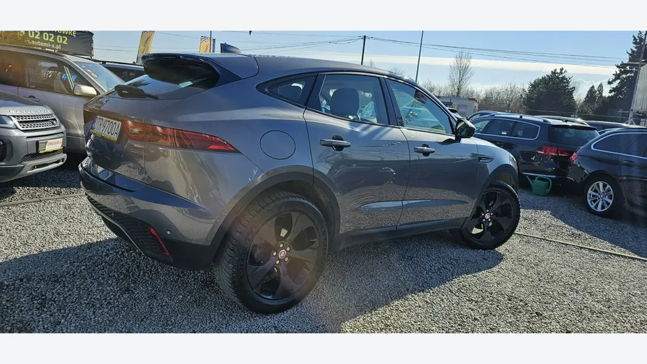 JAGUAR E-Pace -