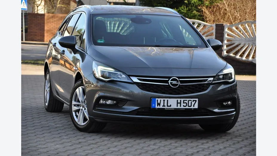 OPEL Astra -