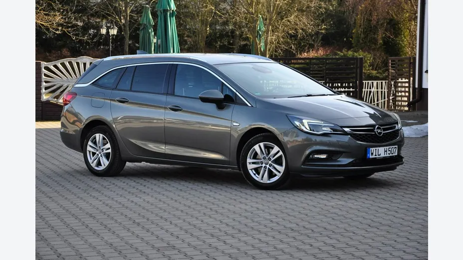 OPEL Astra -