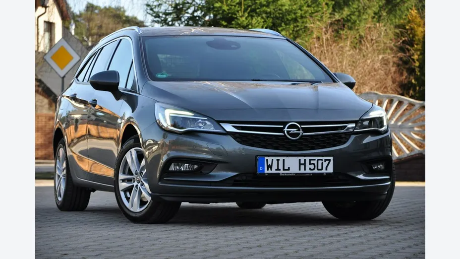 OPEL Astra -