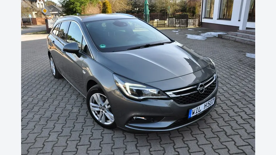 OPEL Astra -