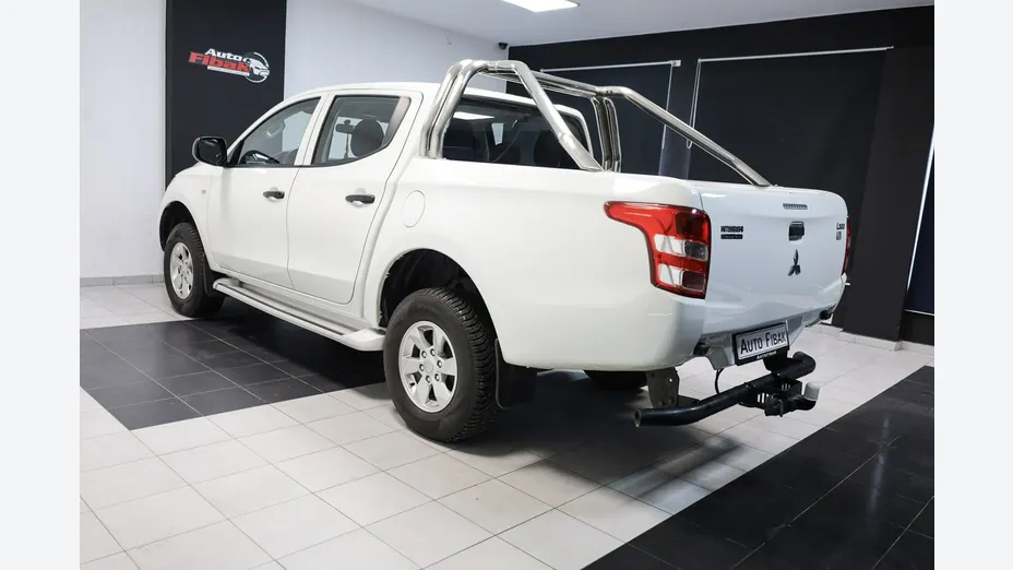 MITSUBISHI L 200 -