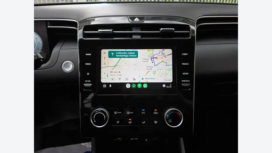 HYUNDAI Santa Cruz -