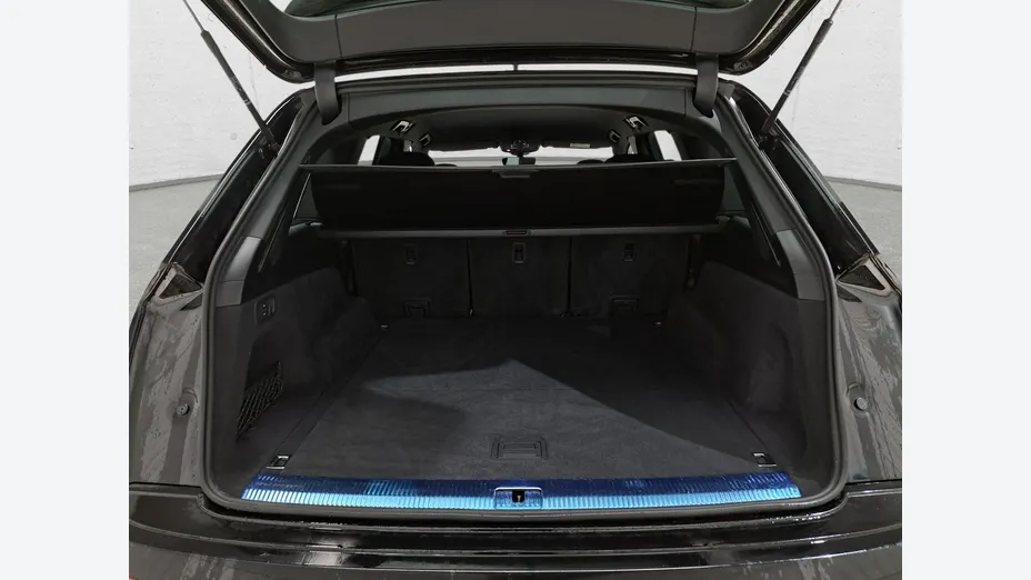 AUDI Q7 -
