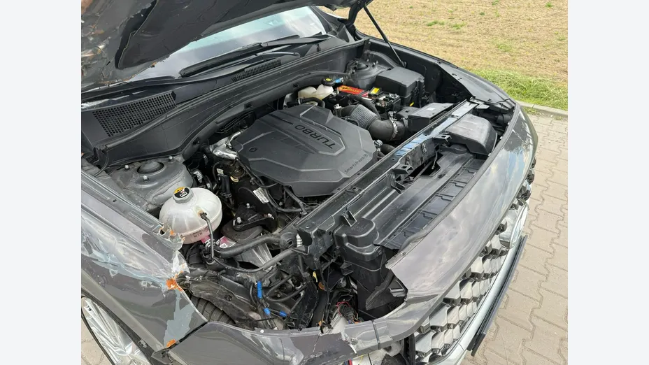 HYUNDAI Santa Fe -