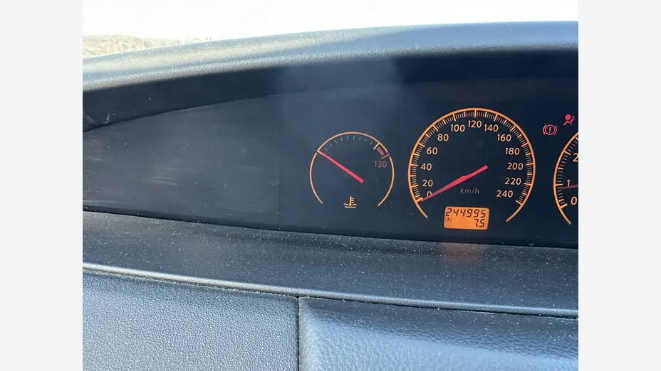 NISSAN Primera -