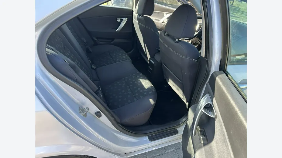 NISSAN Primera -
