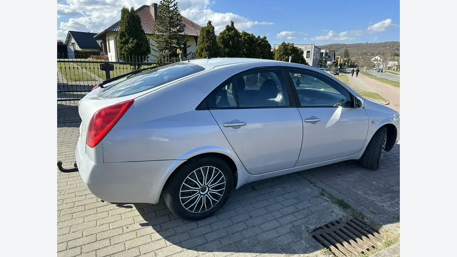 NISSAN Primera -