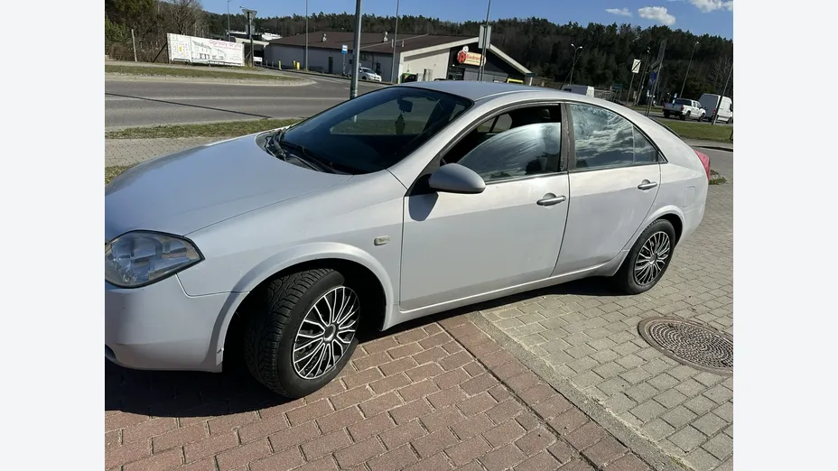 NISSAN Primera -