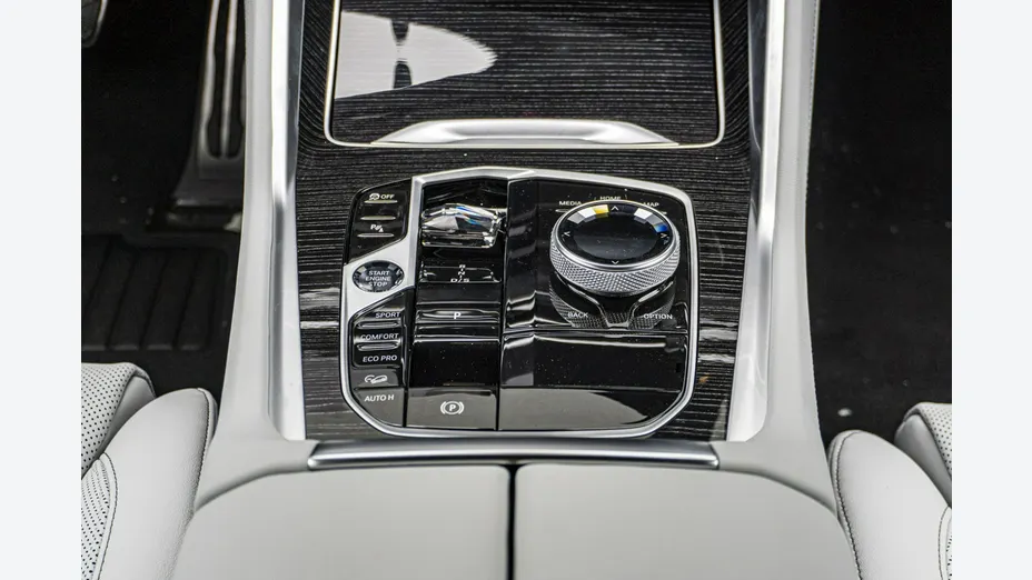 BMW X6 -