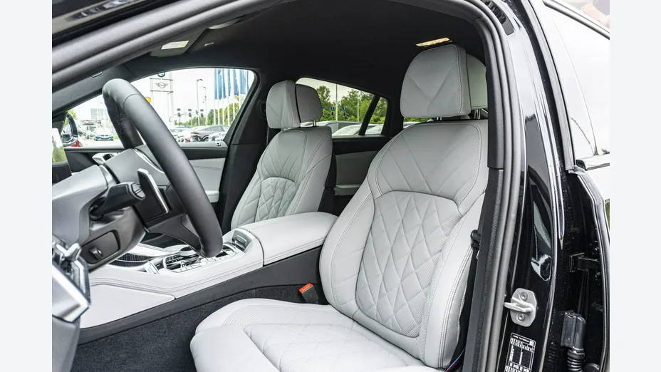 BMW X6 -
