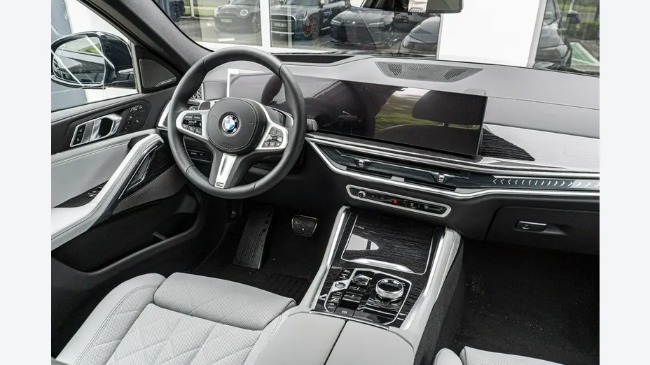 BMW X6 -