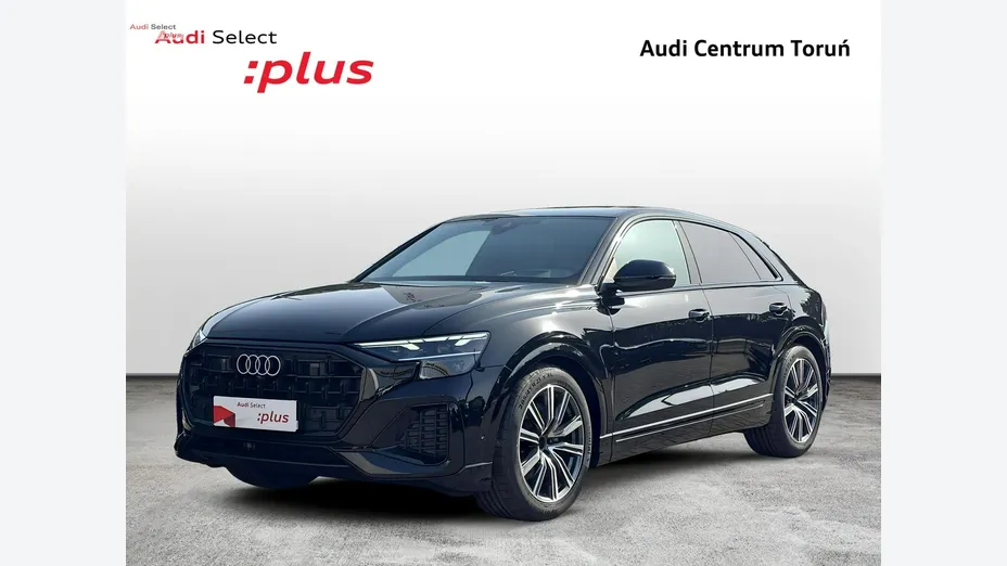 AUDI Q8 -