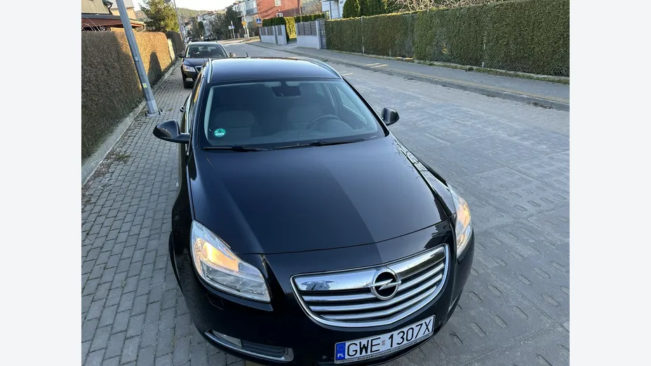 OPEL Insignia -